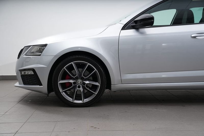 Skoda Octavia bild 4