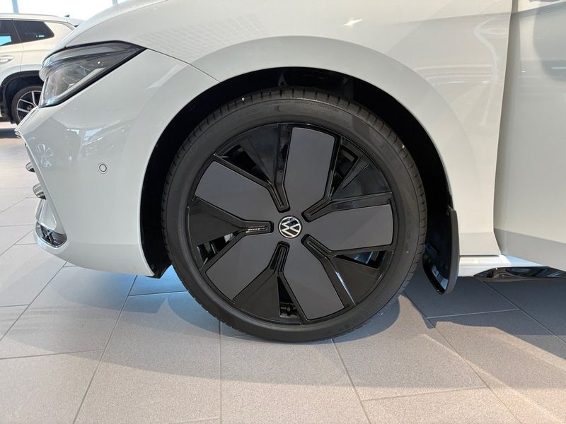 Volkswagen Passat bild 16