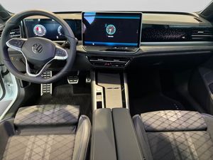 Volkswagen Passat bild 10