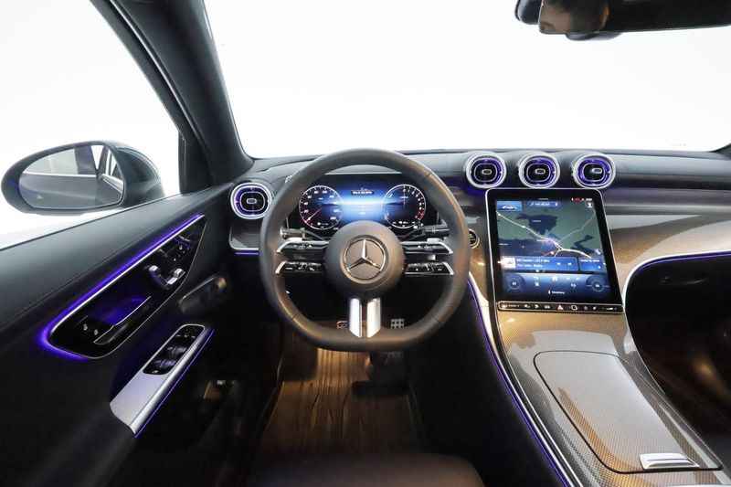 Mercedes GLC300 bild 11