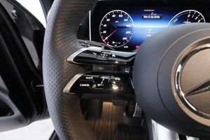 Mercedes GLC300 bild 23