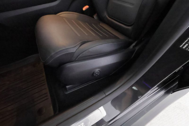 Mercedes GLC300 bild 22