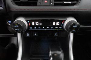 Toyota RAV4 bild 24