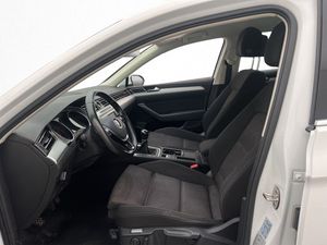 Volkswagen Passat bild 16