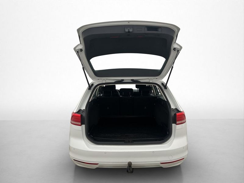 Volkswagen Passat bild 9