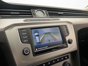 Volkswagen Passat bild 19