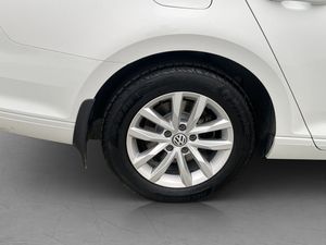 Volkswagen Passat bild 26