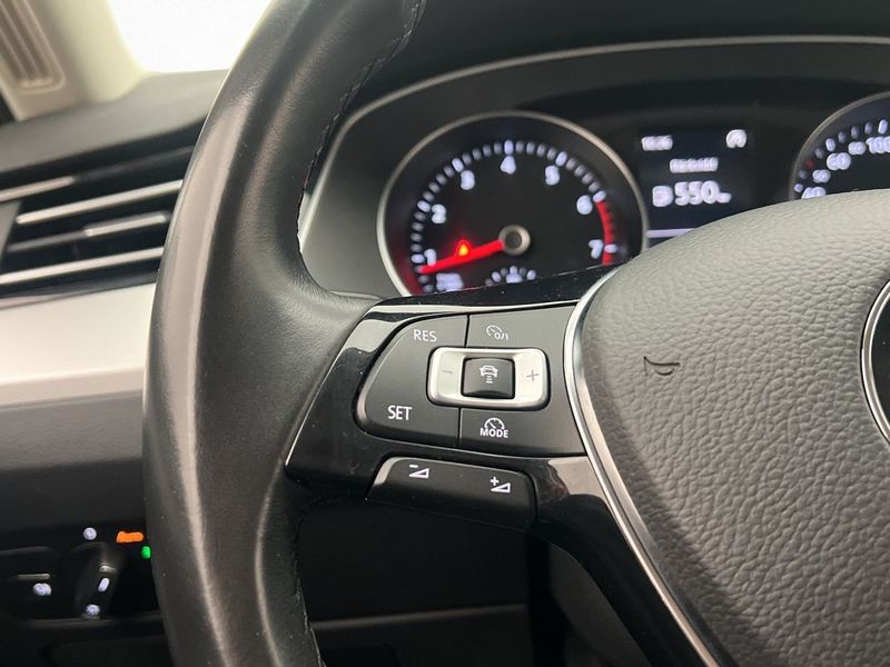 Volkswagen Passat bild 22