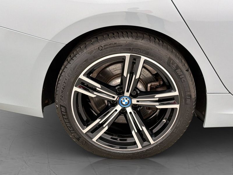 BMW 330 bild 35