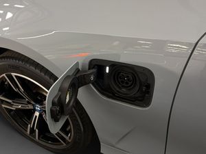BMW 330 bild 32