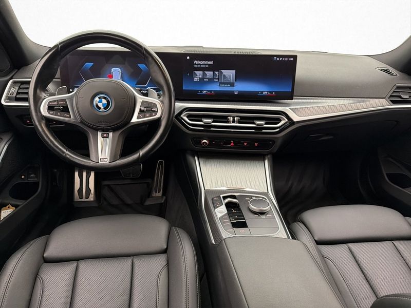 BMW 330 bild 13