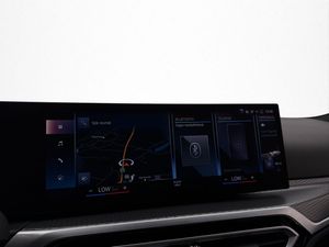 BMW 330 bild 18