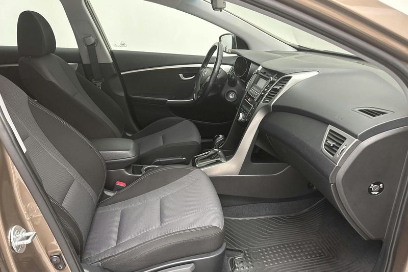 Hyundai i30 bild 7