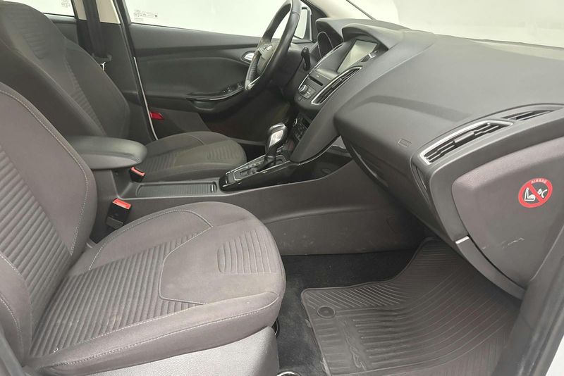 Ford Focus bild 7