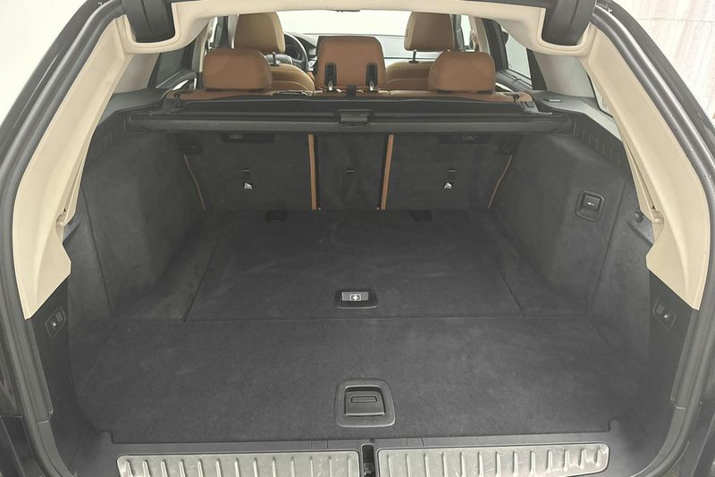 BMW 520 bild 9