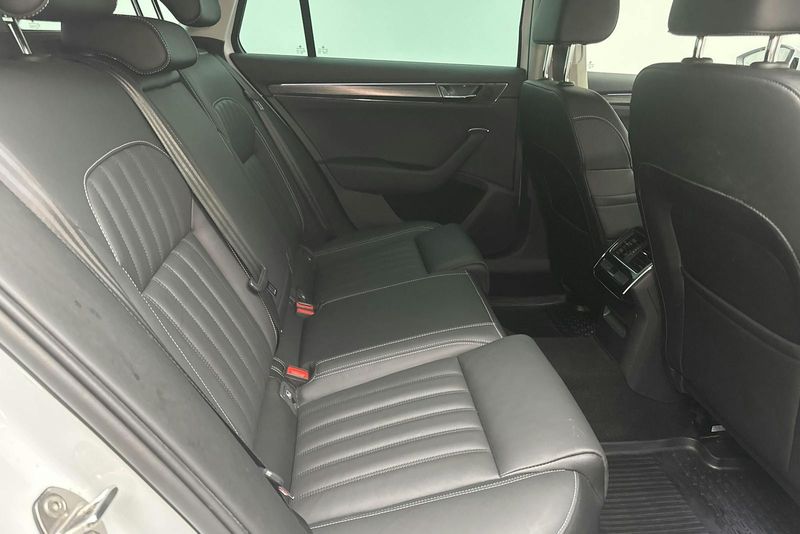 Skoda Superb bild 7