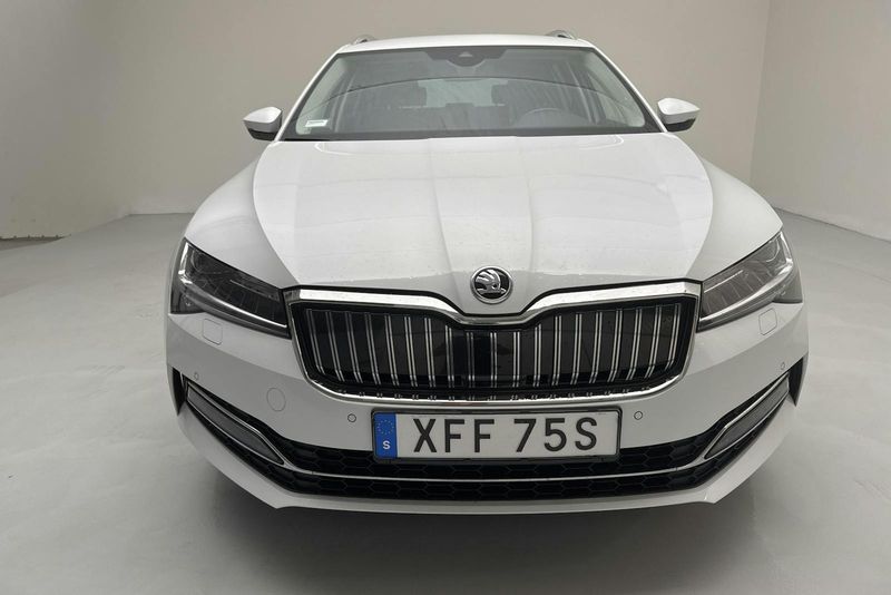 Skoda Superb bild 4