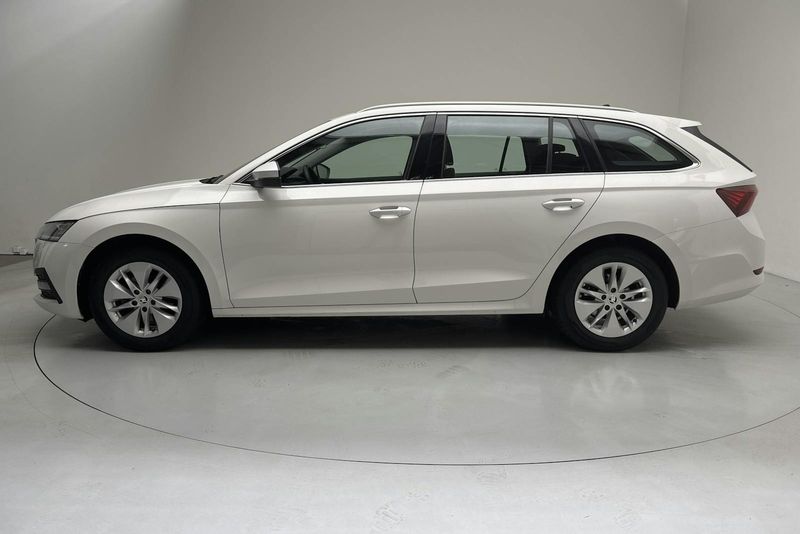 Skoda Octavia bild 2