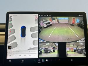 Tesla Model Y bild 15