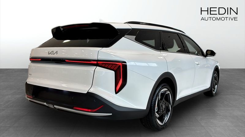 Kia K4 bild 5