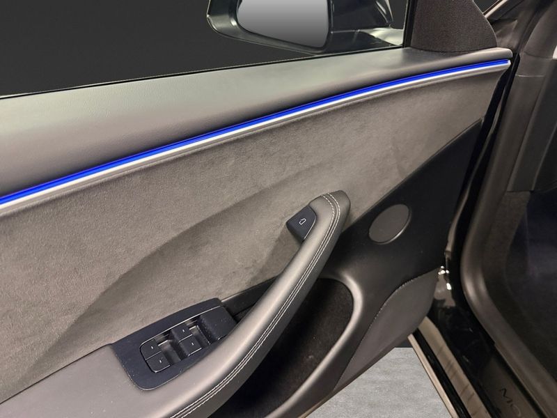 Tesla Model 3 bild 9