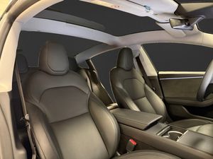 Tesla Model 3 bild 13