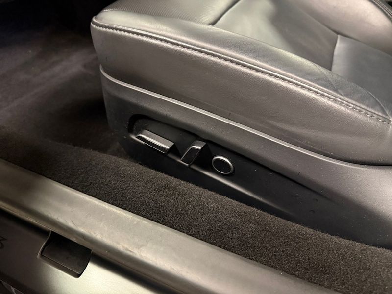 Tesla Model 3 bild 10