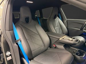 BMW iX bild 11