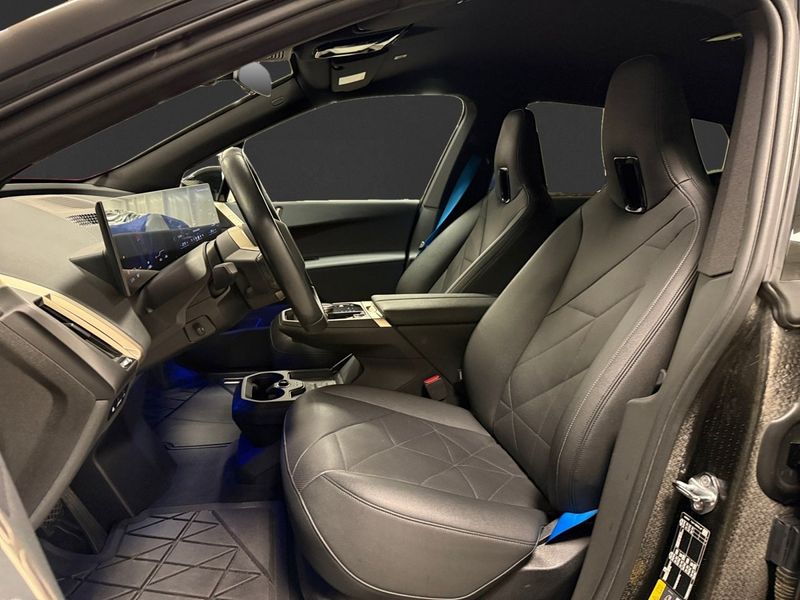 BMW iX bild 8