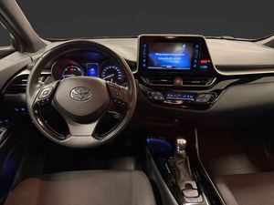 Toyota C-HR bild 12