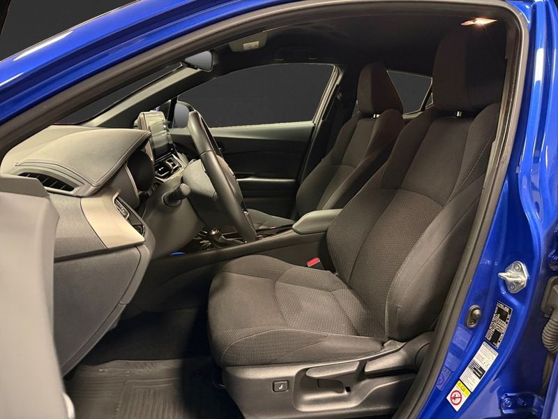 Toyota C-HR bild 8