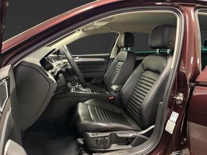 Volkswagen Passat bild 8