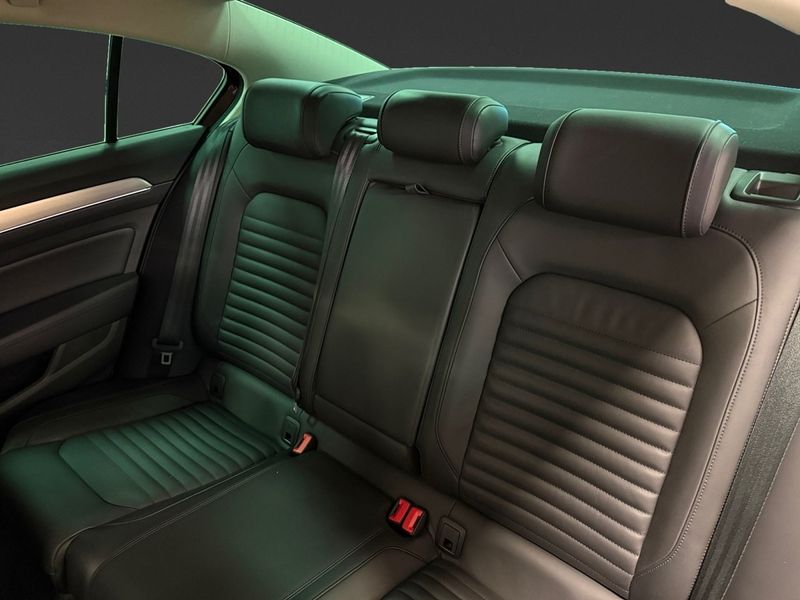 Volkswagen Passat bild 11