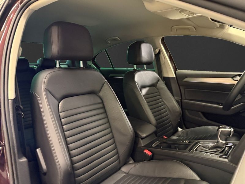 Volkswagen Passat bild 13