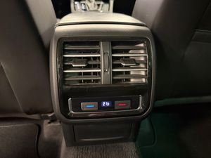 Volkswagen Passat bild 12