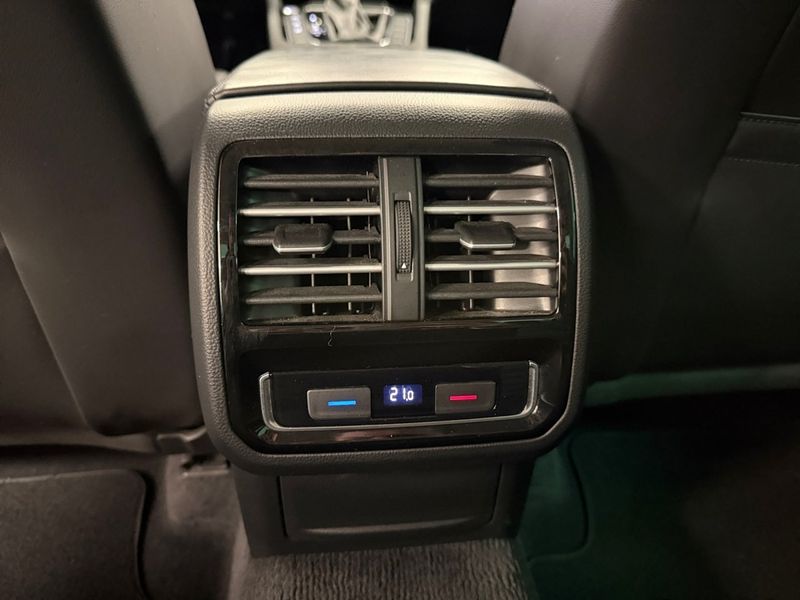 Volkswagen Passat bild 12
