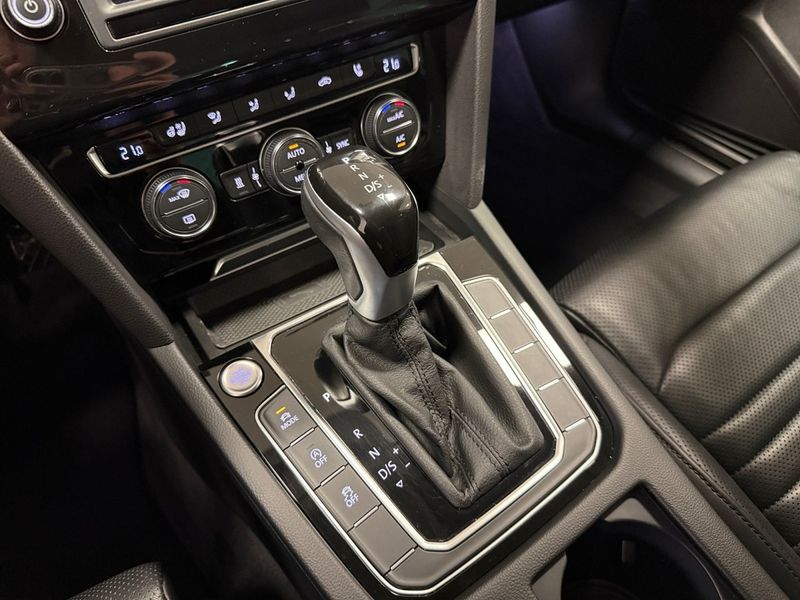 Volkswagen Passat bild 15