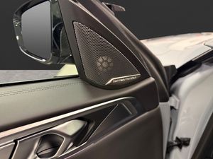 BMW M4 bild 9