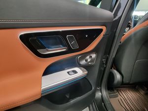 Mercedes GLC300 bild 13