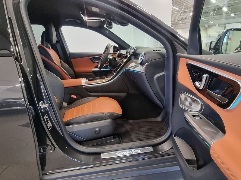 Mercedes GLC300 bild 9