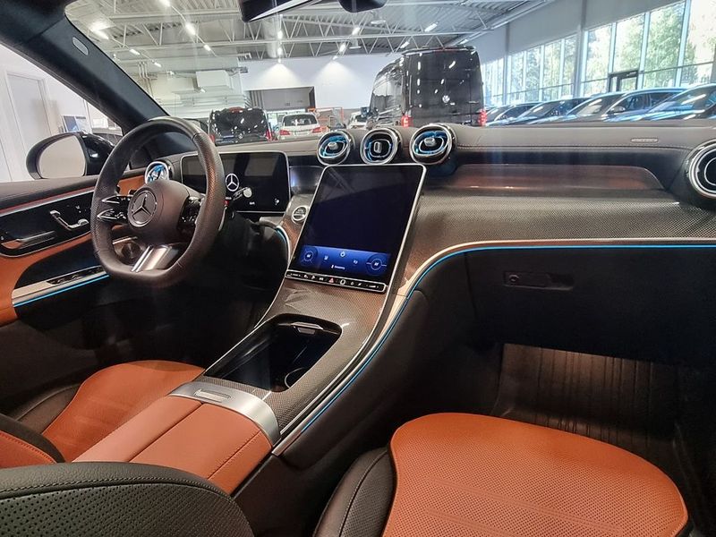 Mercedes GLC300 bild 11
