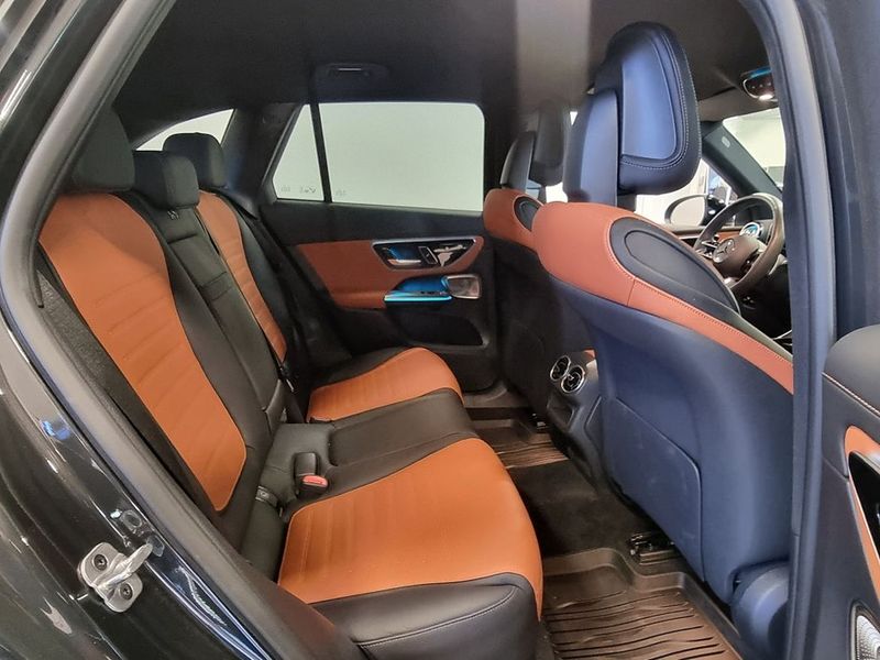 Mercedes GLC300 bild 10
