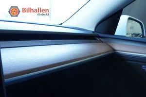 Tesla Model Y bild 19