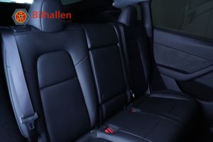 Tesla Model Y bild 15