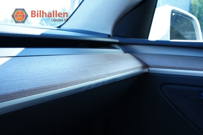 Tesla Model Y bild 20