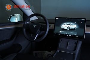 Tesla Model Y bild 6
