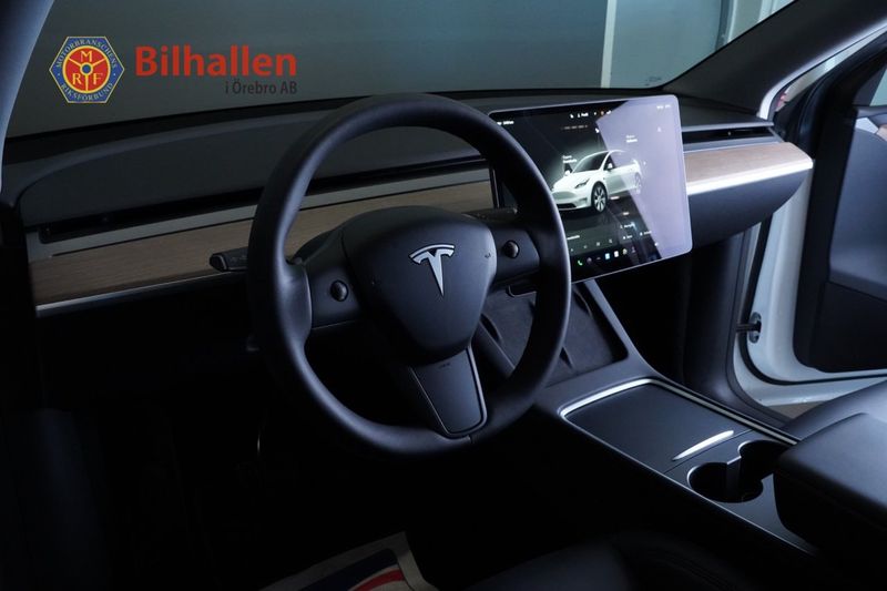 Tesla Model Y bild 5