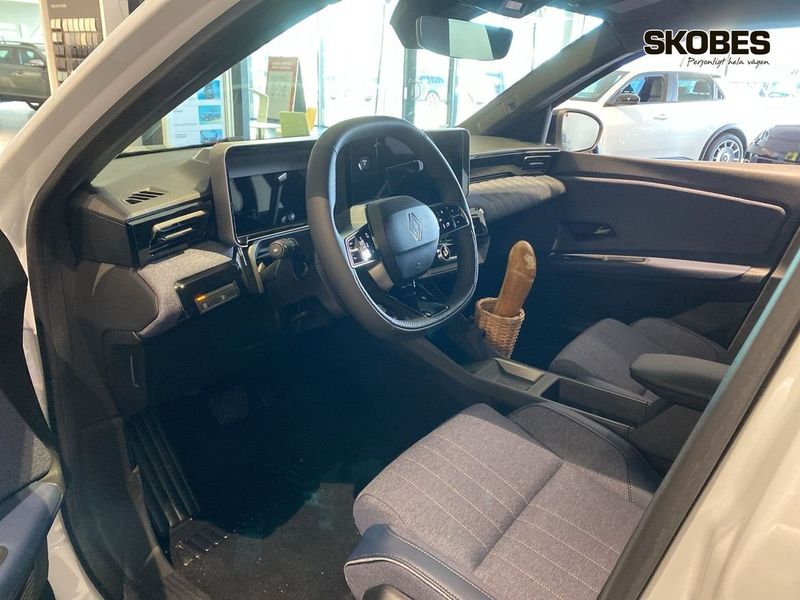 Renault 4 E-Tech bild 7