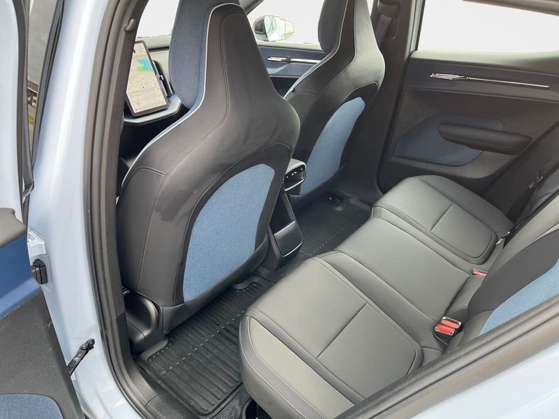 Volvo EX30 bild 13