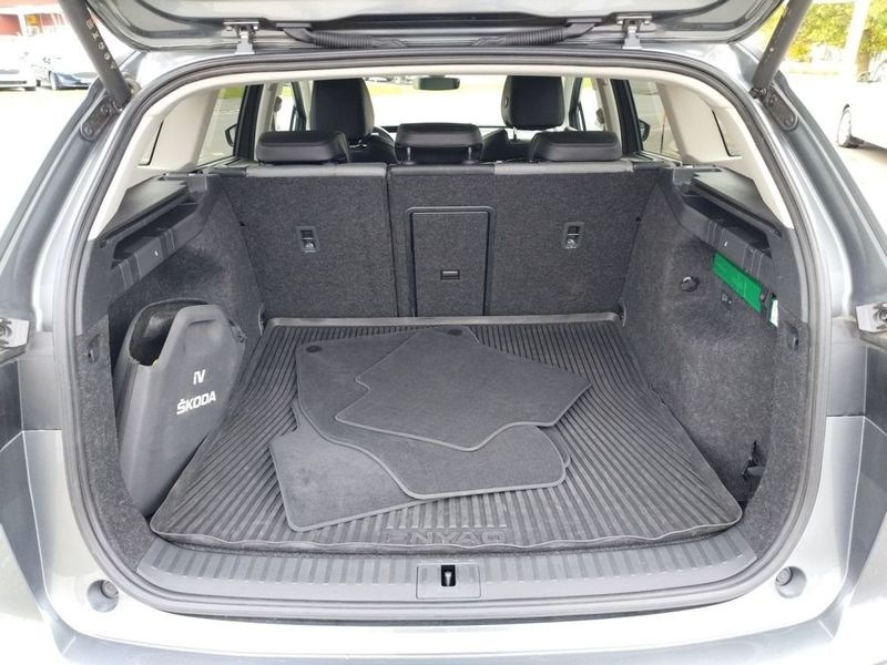 Skoda Enyaq bild 17